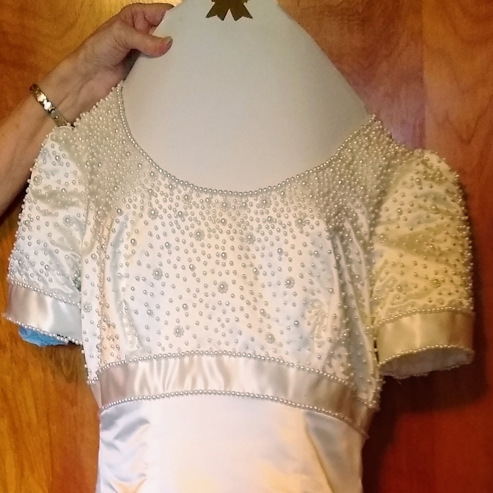Size 10 Alfred Angelo Wedding Dress